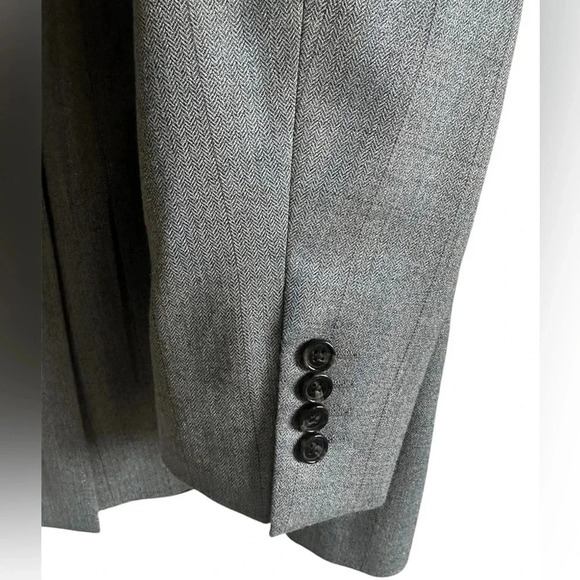 RALPH Ralph Lauren men’s sports coat. Silk & wool blend.  Gray, size 44R - Picture 4 of 12